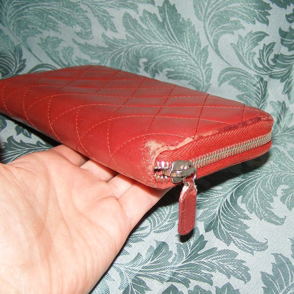 CHANEL Dark Red Lambskin Quilted Leather Wallet - Picture 6 of 15